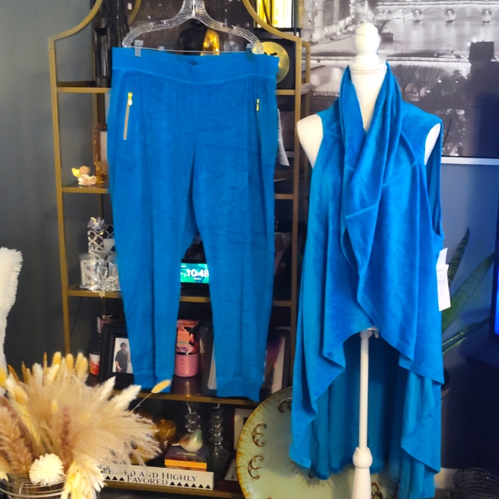 Blue for you this two piece velour set. High low duster and jogger.